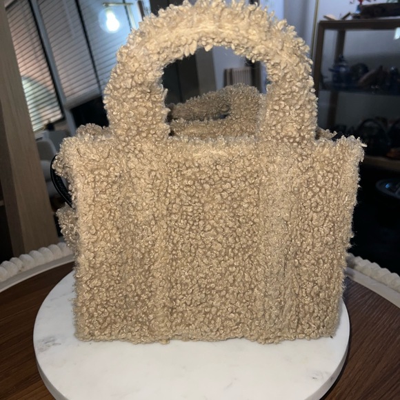 Marc Jacobs Small teddy Tote - Picture 7 of 9